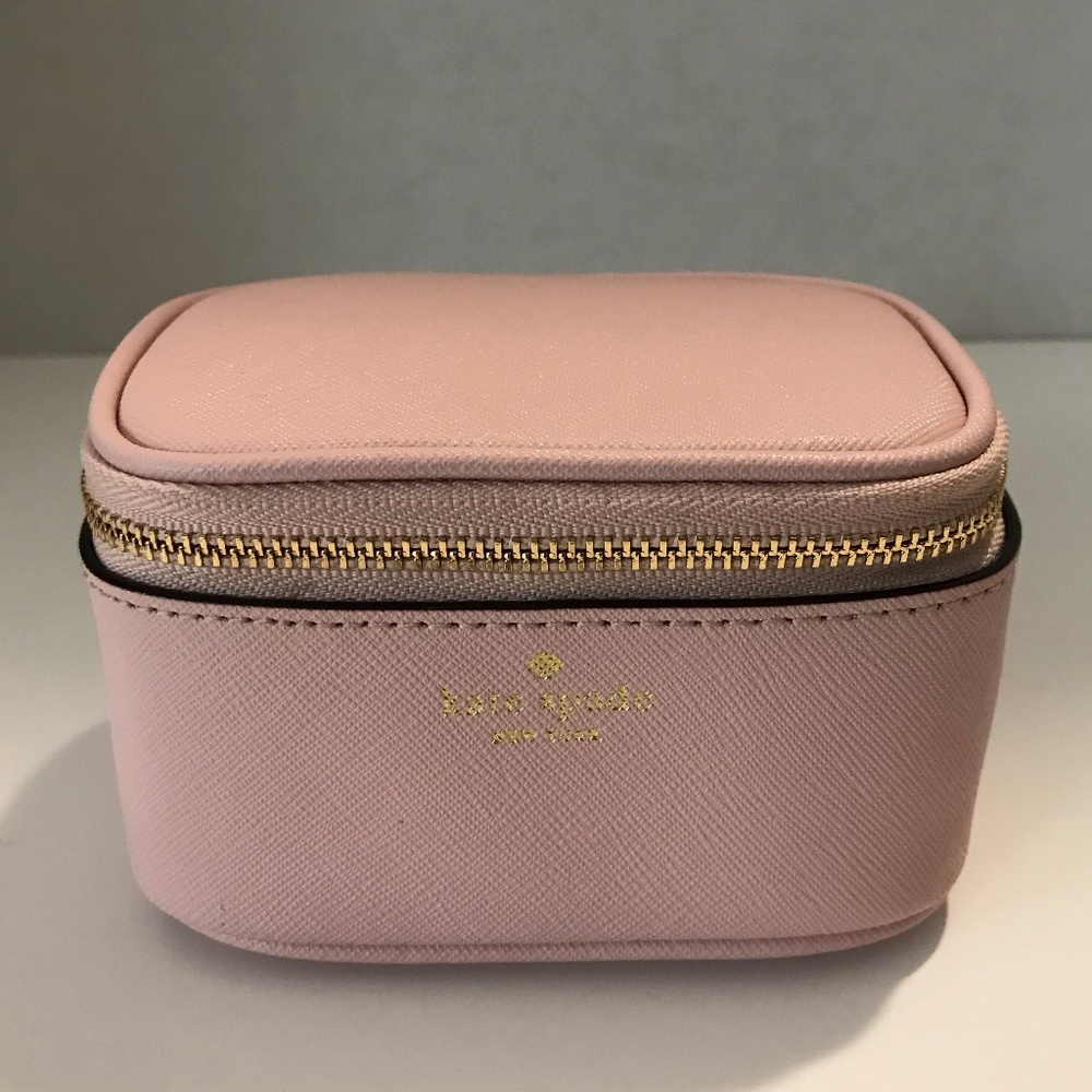 Kate Spade New York Hillgate Place Jewelry Case